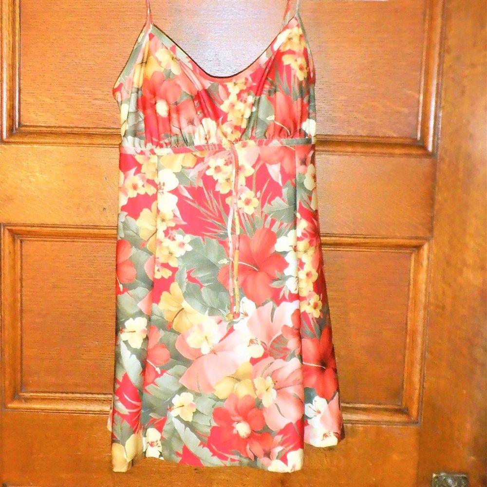 ~~~ IT FIGURES ~~~ One Piece Swimsuit (size 10)